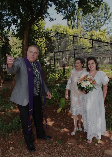 Wedding ceremony by Dr. Gerrit Rademeyer in Blue Downs